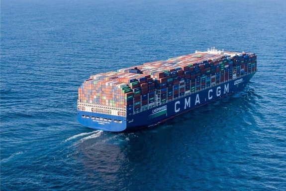 수에즈 재개 보류·호르무즈 봉쇄 방침…해상 공급망 불확실성 확대